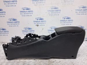 Подлокотник Nissan Qashqai 2013-2022 969204EA0B (Арт. 65444)