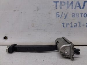 Ограничитель двери задний левый Ford Kuga 2011-2019 1641573 (Арт. 65519)