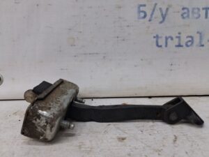 Ограничитель двери задний правый Toyota Prado 2002-2009 6863060100 (Арт. 65570)