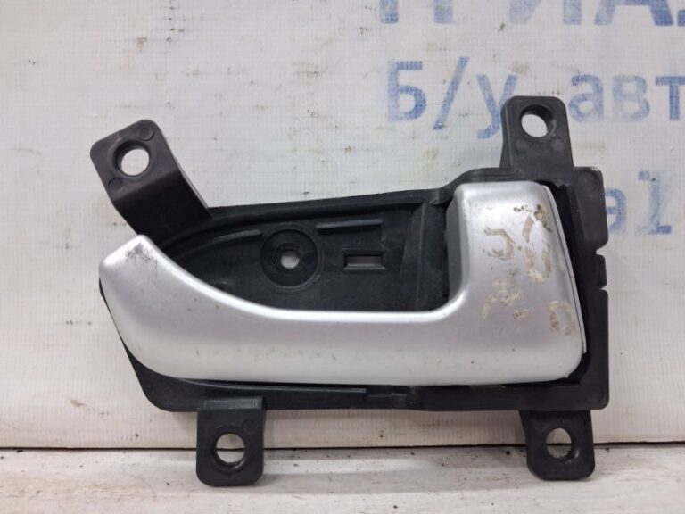 Ручка двери внутренняя правая Kia Sportage 2010-2016 826203U000 (Арт. 65595)