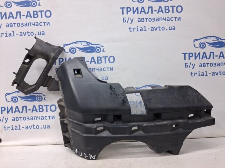 Кронштейн бампера передний правый Nissan Pathfinder 2004-2014  (Арт. 65752)