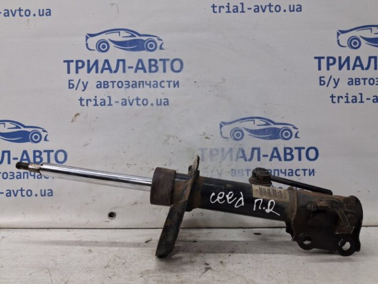 Амортизатор передний правый Kia Ceed 2006-2012 546611H700 (Арт. 66203)