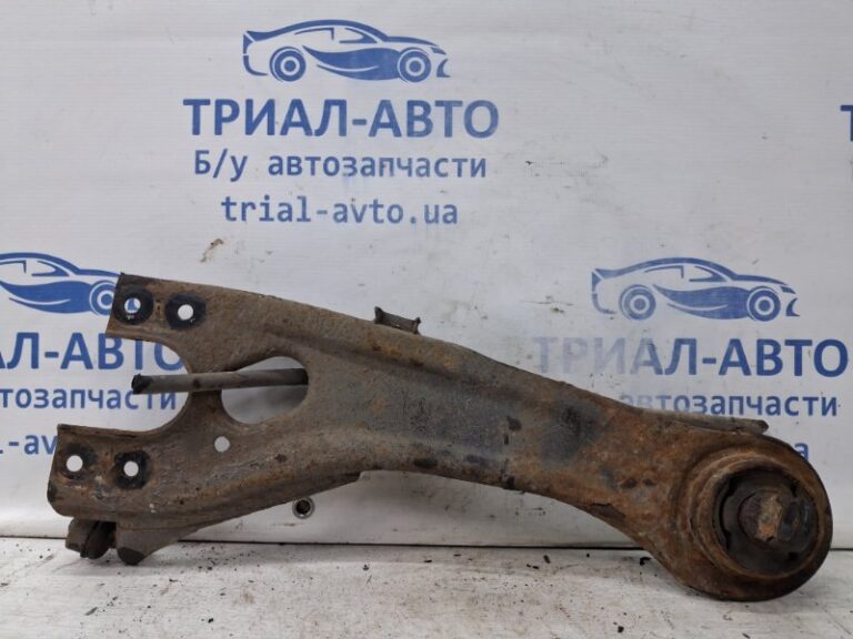 Рычаг задний поперечный Kia Ceed 2006-2012 552701H000 (Арт. 66212)