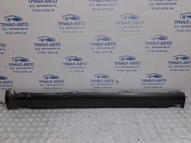 Накладка порога внешняя правая Hyundai Tucson 2004-2009 877522E000 (Арт. 66319)