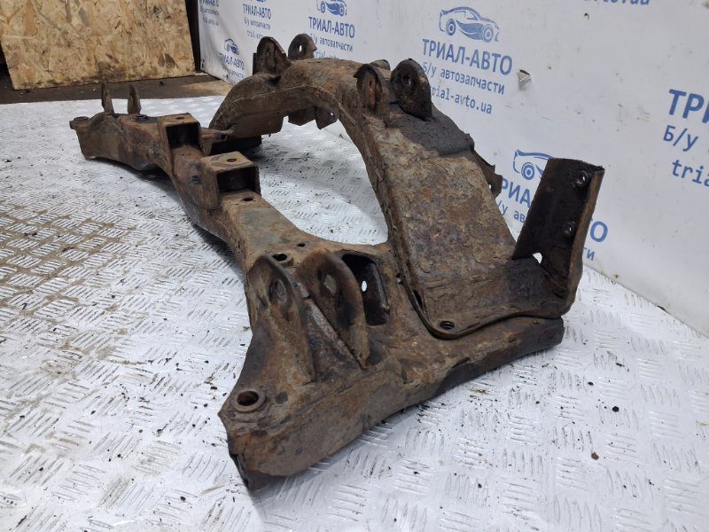 Балка задней подвески Mitsubishi Outlander 2003-2006 MR961172 (Арт. 66386) Балка задней подвески Mitsubishi Outlander 2003-2006 MR961172 (Арт. 66386)