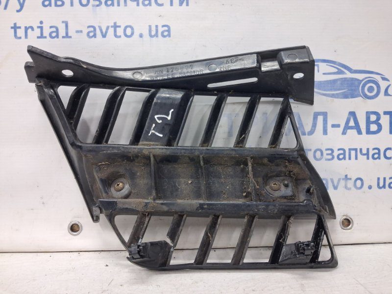 Решетка радиатора Mitsubishi Outlander 2003-2006 MN175977 (Арт. 66409) Решетка радиатора Mitsubishi Outlander 2003-2006 MN175977 (Арт. 66409)