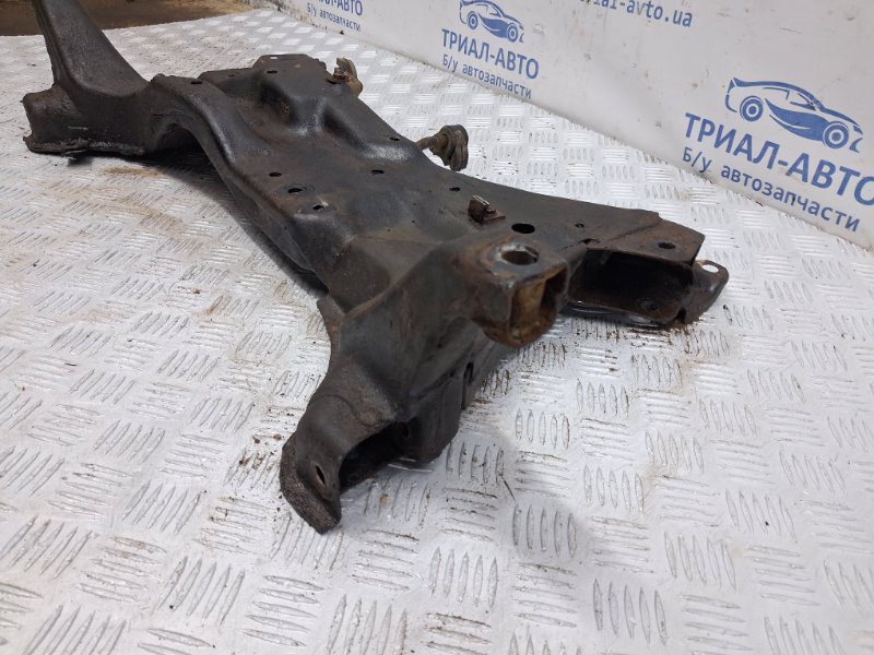 Балка передней подвески Mitsubishi Outlander 2003-2006 MR961222 (Арт. 66545) Балка передней подвески Mitsubishi Outlander 2003-2006 MR961222 (Арт. 66545)
