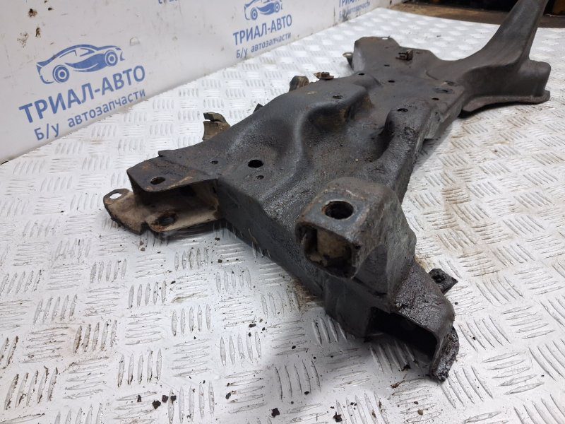 Балка передней подвески Mitsubishi Outlander 2003-2006 MR961222 (Арт. 66545) Балка передней подвески Mitsubishi Outlander 2003-2006 MR961222 (Арт. 66545)