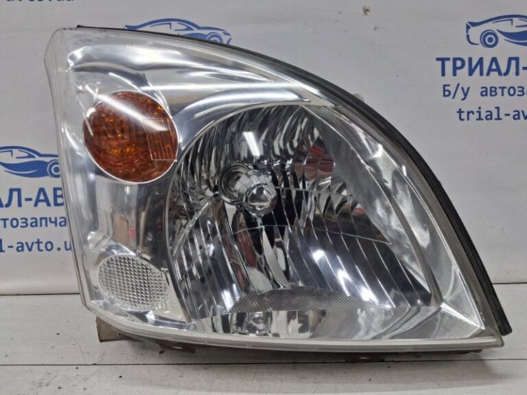 Фара правая галоген Toyota Prado 2002-2009 811306A200 (Арт. 66552)