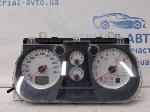 Приборная панель Mitsubishi Outlander 2003-2006 8100A088 (Арт. 66607)