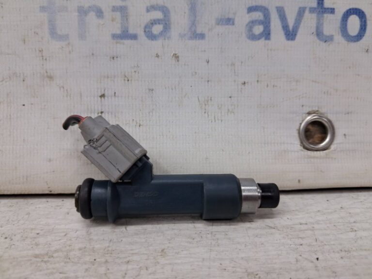 Форсунка топливная Toyota Prado 2002-2009 2320939015 (Арт. 66715)