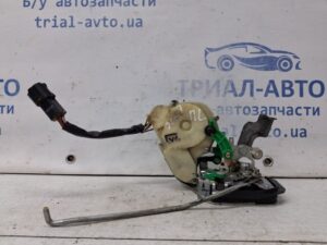 Замок двери передний левый Kia Sorento BL 2.5 DIESEL D4CB 2002 (б/у)