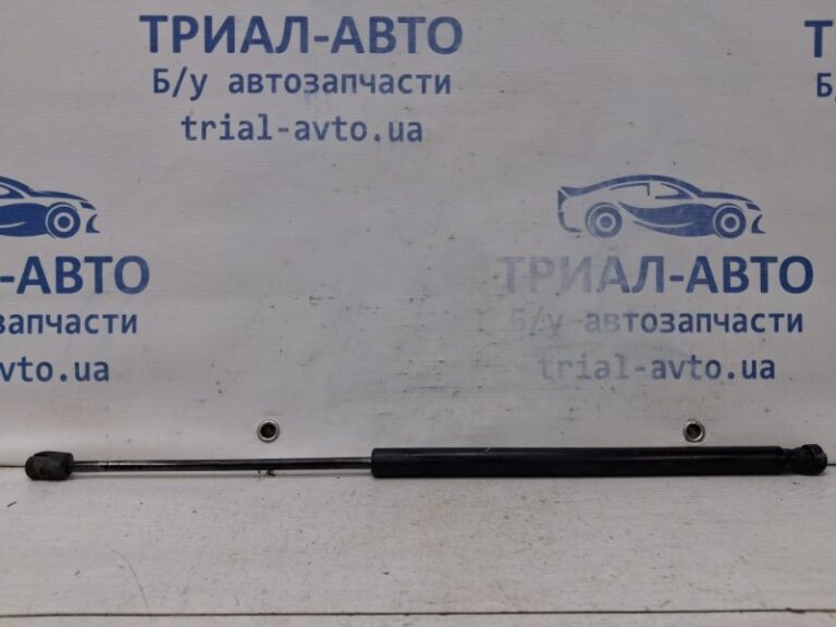 Амортизатор крышки багажника Kia Sorento 2002-2011 817713E021 (Арт. 67077)