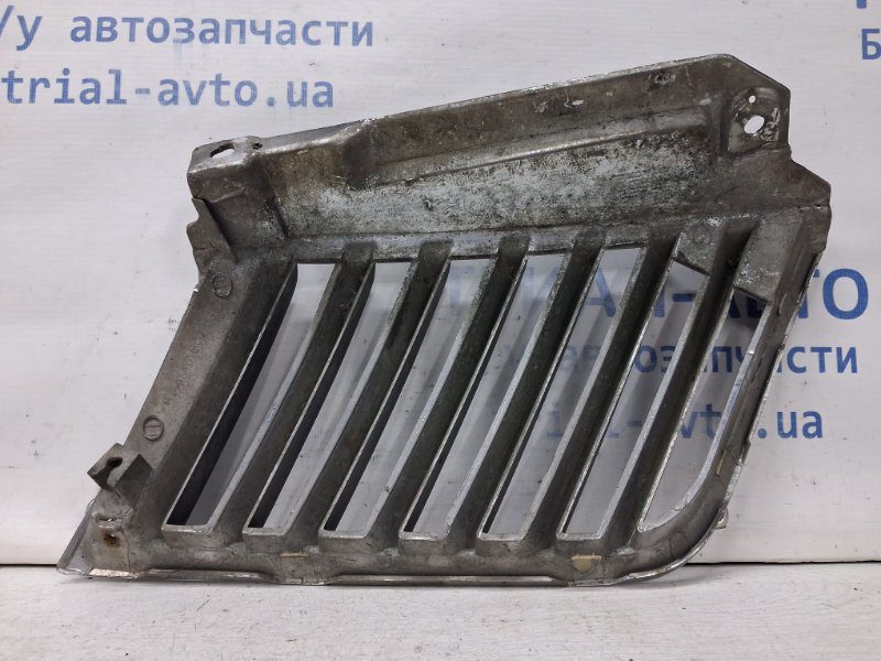 Решетка радиатора Mitsubishi L200 2006-2015 (Арт. 67145) Решетка радиатора Mitsubishi L200 2006-2015 (Арт. 67145)
