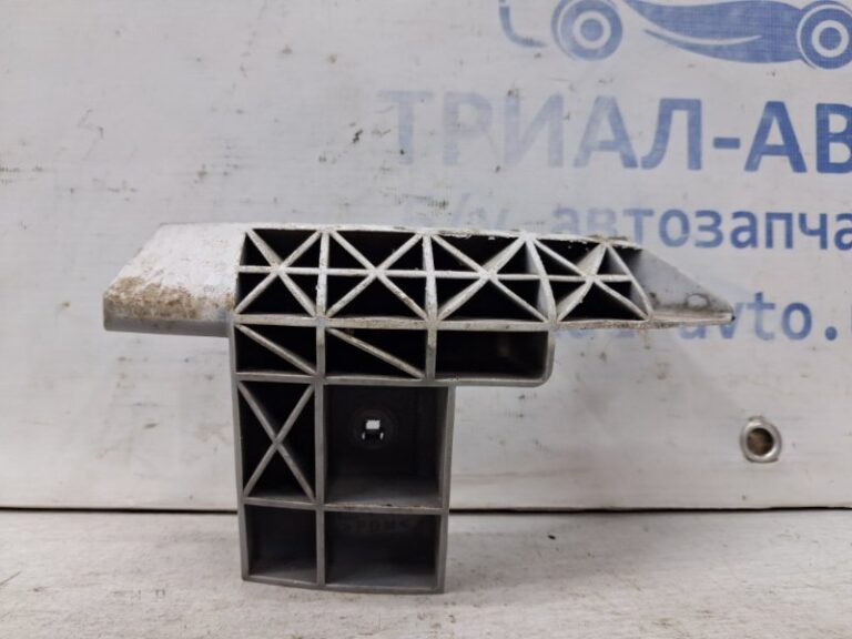 Кронштейн бампера задний левый Toyota Prado 2002-2009 5256360020 (Арт. 67181)