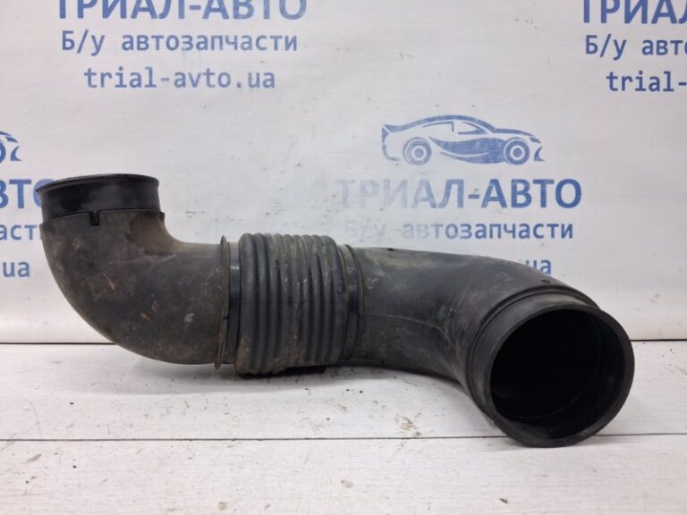 Патрубок воздушного фильтра Hyundai Tucson 2004-2009  (Арт. 67231)