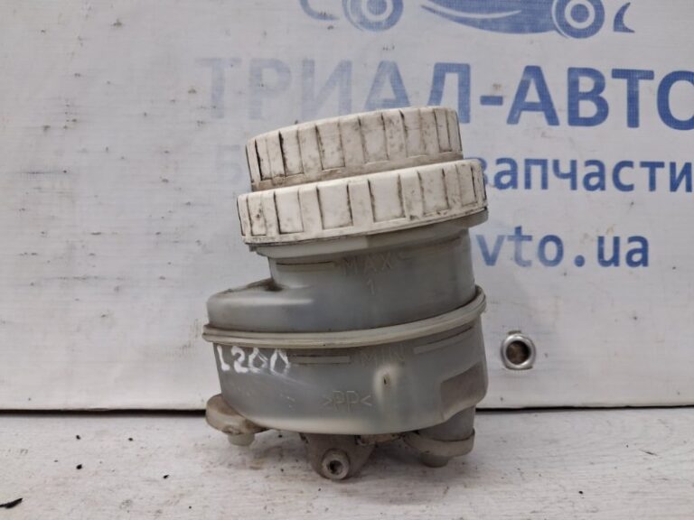 Бачок главного тормозного цилиндра Mitsubishi L200 2006-2015  (Арт. 67367)