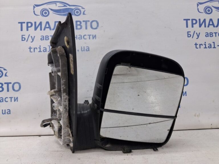 Зеркало правое Volkswagen Caddy 2K 1.9 DIESEL BJB 2003 (б/у)