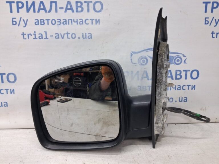 Зеркало левое Volkswagen Caddy 2K 1.9 DIESEL BJB 2003 (б/у)