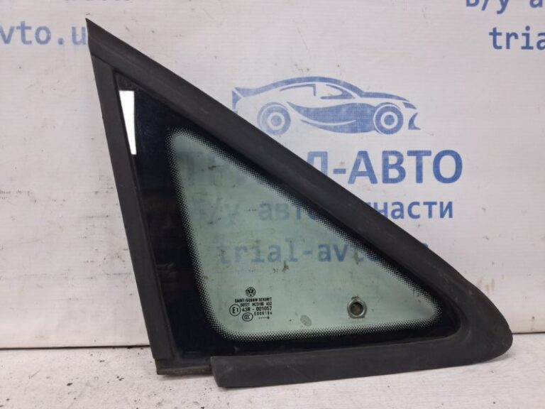 Стекло двери угловое правое Volkswagen Caddy 2K 1.9 DIESEL BJB 2003 (б/у)