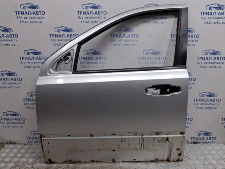 Дверь передняя левая Kia Sorento 2002-2011 760033E111 (Арт. 67606)