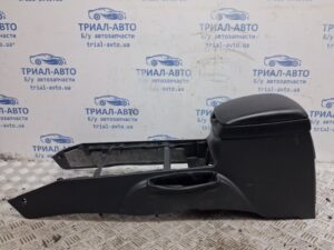Подлокотник Kia Sorento 2002-2011 846113E001CY (Арт. 67613)