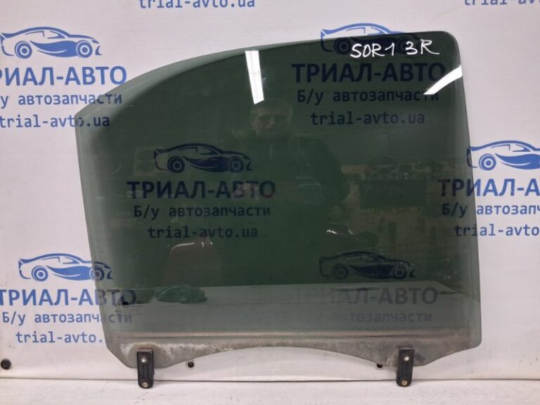 Стекло двери заднее правое Kia Sorento 2002-2011 834213EA00 (Арт. 67619)