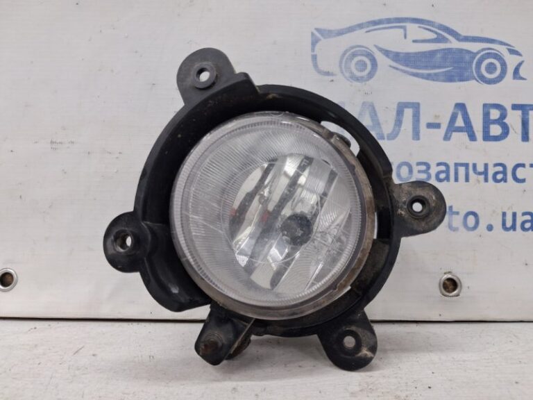 Фара противотуманная левая Kia Sorento 2002-2011 922013E500 (Арт. 67630)