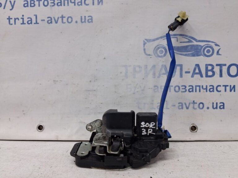 Замок двери задний правый Kia Sorento 2002-2011 814203E000 (Арт. 67650)