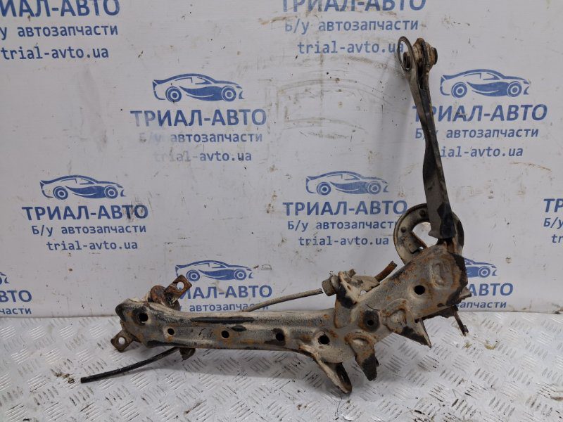 Рычаг задней подвески продольный правый Honda Civic 2005-2012 52370SNAA04 (Арт. 67872) Рычаг задней подвески продольный правый Honda Civic 2005-2012 52370SNAA04 (Арт. 67872)
