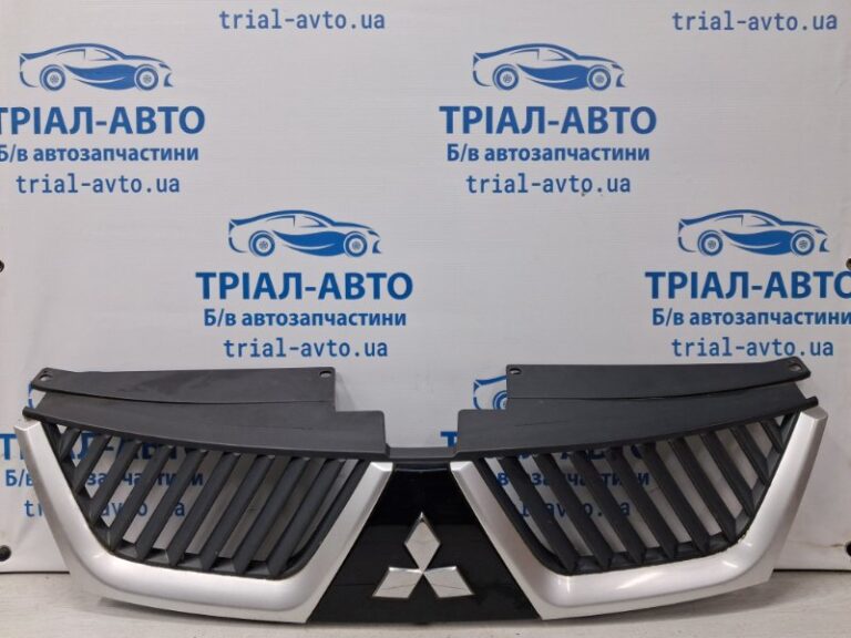 Решетка радиатора Mitsubishi Outlander 2007-2012 7450A037XA (Арт. 68125)