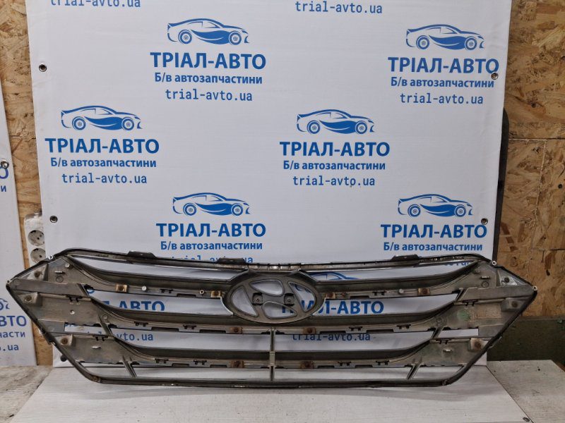 Решетка радиатора Hyundai Santa fe 2012-2019 863502W060 (Арт. 68126) Решетка радиатора Hyundai Santa fe 2012-2019 863502W060 (Арт. 68126)