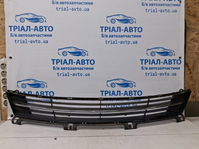Решетка бампера центральная Mazda 6 2007-2013 GS7T501T0A (Арт. 68131)