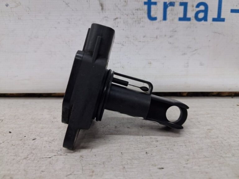 Датчик расхода воздуха Toyota Camry 2001-2006 2220422010 (Арт. 68385)