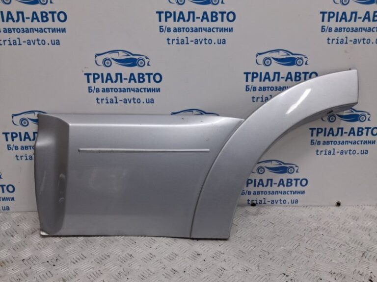 Накладка двери Mitsubishi Pajero Wagon 2006-2022 5757A027 (Арт. 68515)