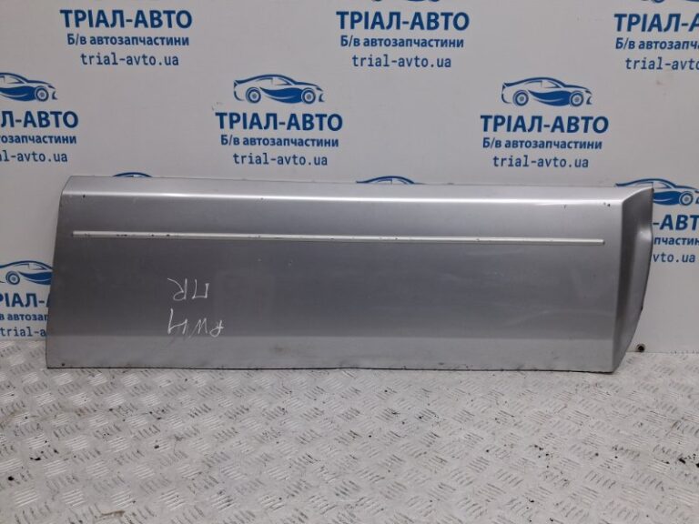 Накладка двери Mitsubishi Pajero Wagon 2006-2022 5727A036 (Арт. 68518)