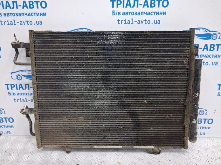 Радиатор кондиционера Mitsubishi Pajero Wagon 1999-2006 7812A050 (Арт. 68563)