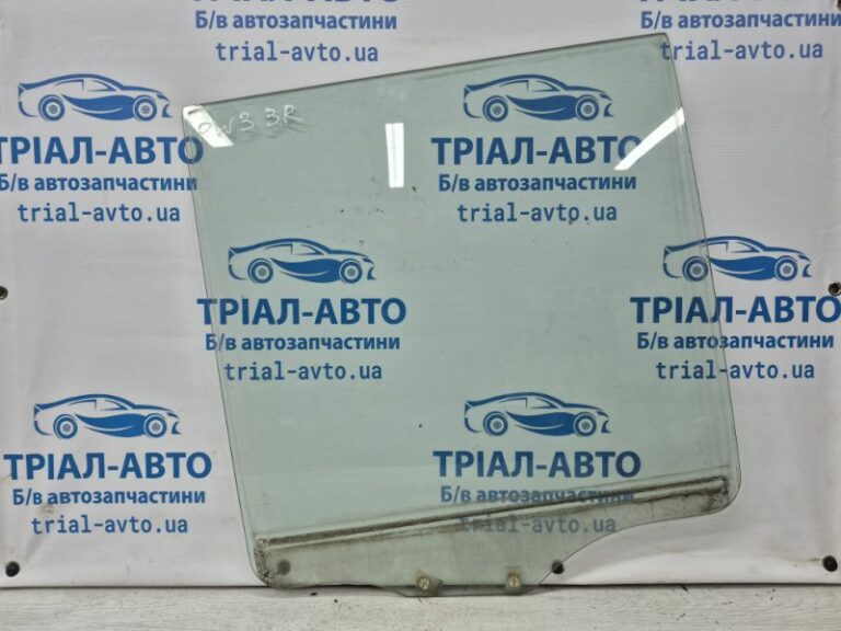 Стекло двери заднее правое Mitsubishi Pajero Wagon 1999-2006 MR436982 (Арт. 68620)