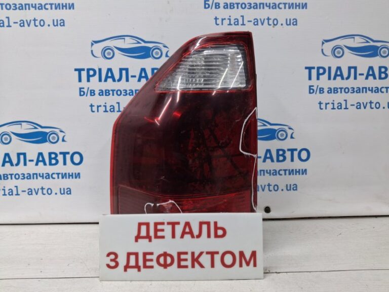 Фонарь задний внешний левый Mitsubishi Pajero Wagon 1999-2006 MN117803 (Арт. 68642)