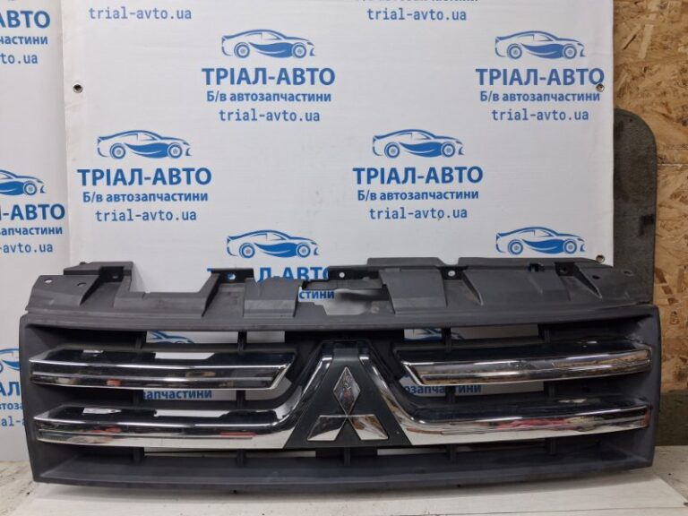 Решетка радиатора Mitsubishi Pajero Wagon 2006-2022 7450A368 (Арт. 68661)