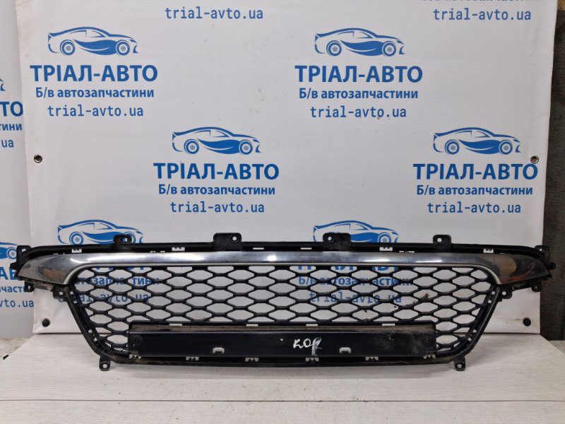 Решетка бампера центральная SsangYong Korando 2010-2019 7878134300 (Арт. 68662) Решетка бампера центральная SsangYong Korando 2010-2019 7878134300 (Арт. 68662)