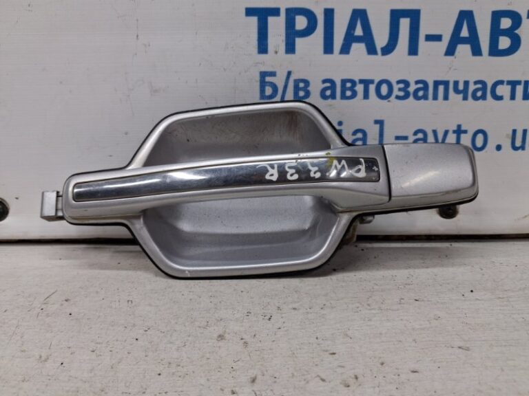 Ручка двери внешняя задняя правая Mitsubishi Pajero Wagon 1999-2006 MR651338 (Арт. 68693)