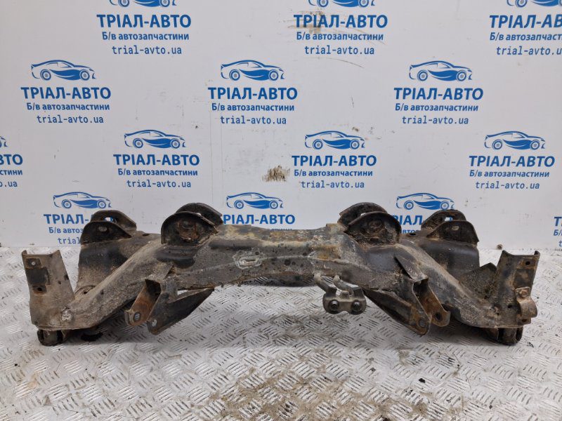 Балка задней подвески Mitsubishi Outlander 2003-2006 MR961172 (Арт. 68757) Балка задней подвески Mitsubishi Outlander 2003-2006 MR961172 (Арт. 68757)