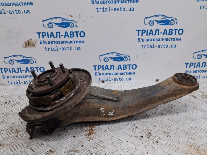 Рычаг задней подвески продольный правый Mitsubishi Outlander 2003-2006 4120A006 (Арт. 68760) Рычаг задней подвески продольный правый Mitsubishi Outlander 2003-2006 4120A006 (Арт. 68760)
