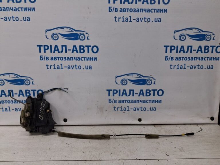 Замок двери передний левый Mitsubishi Outlander 2003-2006 5715A059 (Арт. 68810)