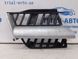 Решетка переднего бампера правая Mitsubishi Outlander 2003-2006 MN175978 (Арт. 68856)