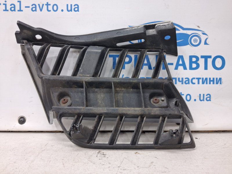 Решетка переднего бампера левая Mitsubishi Outlander 2003-2006 MN175977 (Арт. 68857) Решетка переднего бампера левая Mitsubishi Outlander 2003-2006 MN175977 (Арт. 68857)