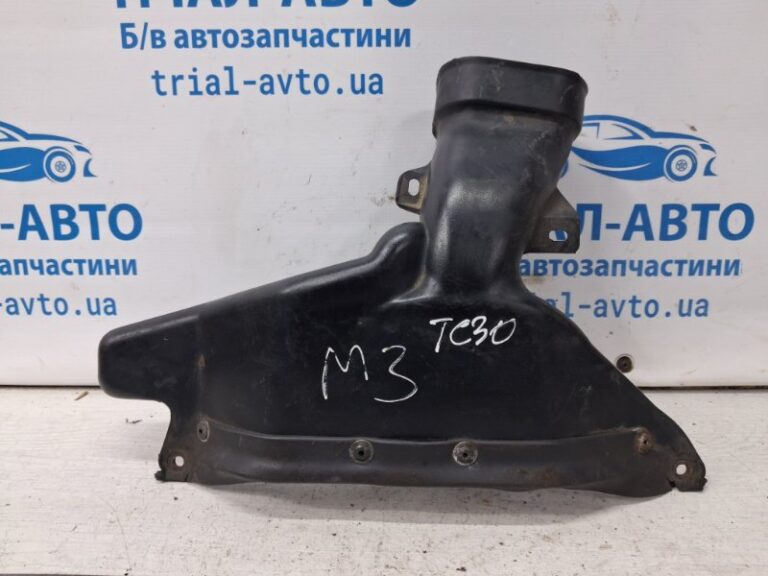 Воздухозаборник Toyota Camry 2001-2006  (Арт. 68889)
