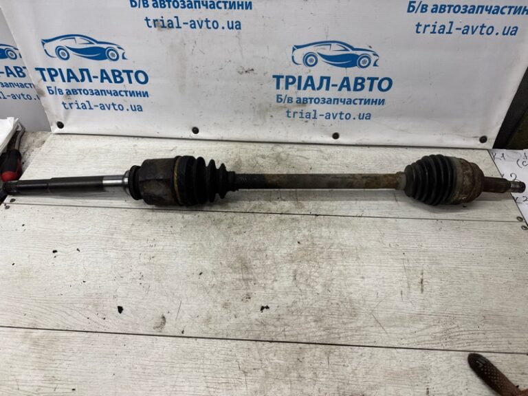 Привод передний правый АКПП Mitsubishi Outlander 2007-2012 3815A068 (Арт. 68938)