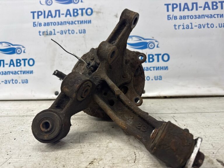 Цапфа задняя правая со ступицей Toyota Camry 2001-2006 4230406100 (Арт. 68967)